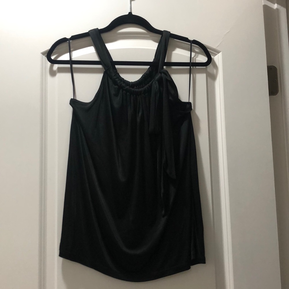 Adjustable Black Tank